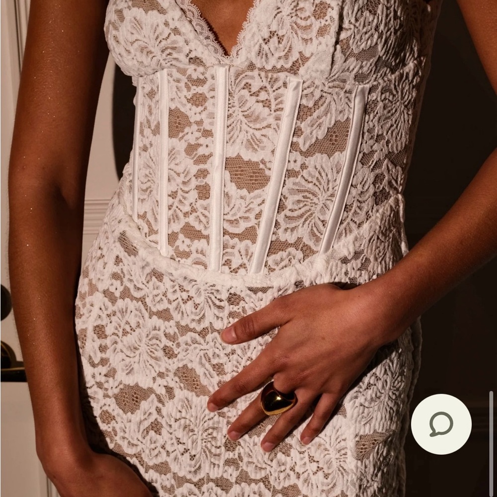 Meshki Ivory Lace Midi Dress - Picture 7 of 10